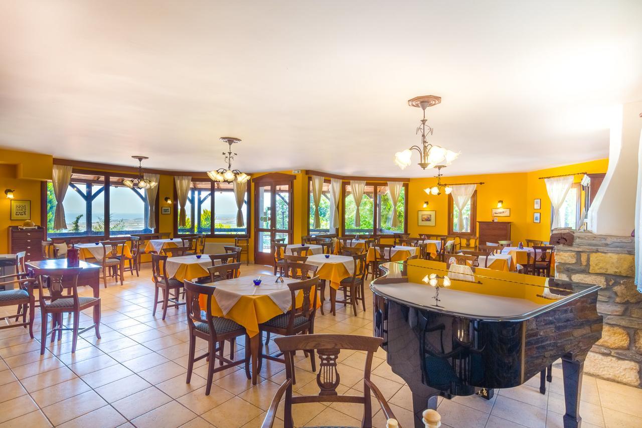 Отель Filosxenia Roxani Country House Марония Экстерьер фото