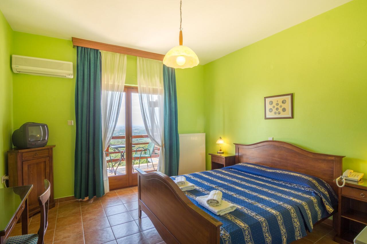 Отель Filosxenia Roxani Country House Марония Экстерьер фото