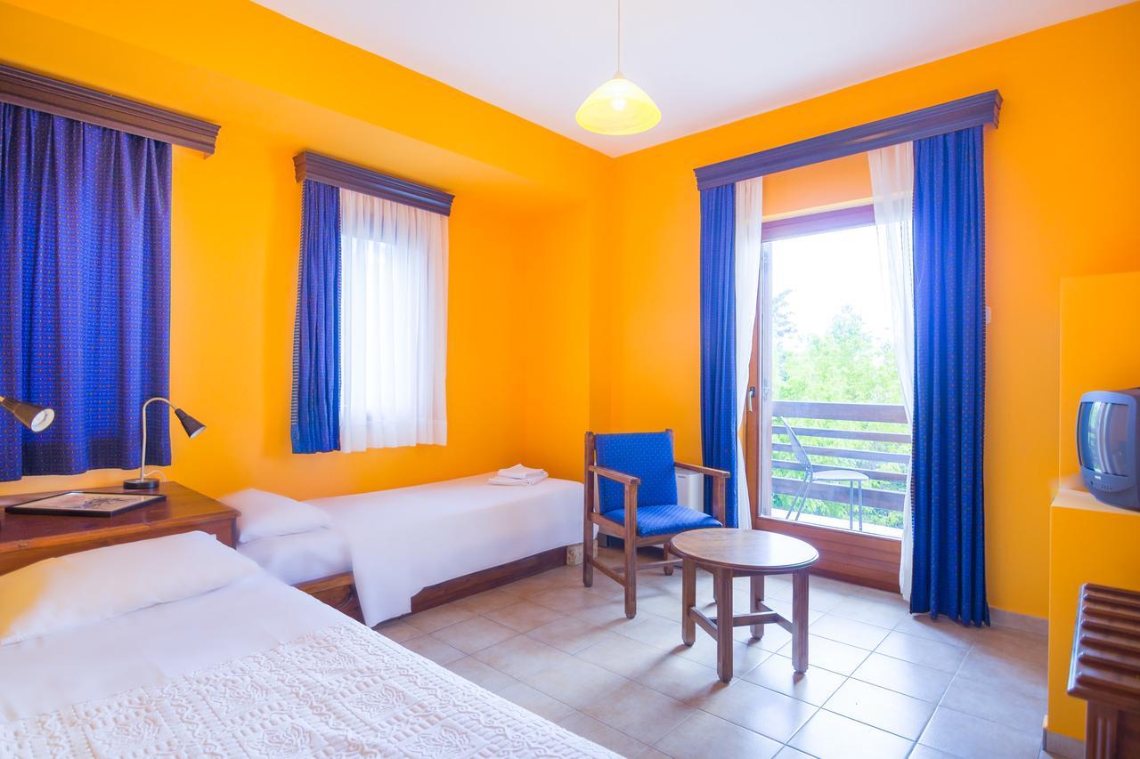 Отель Filosxenia Roxani Country House Марония Экстерьер фото