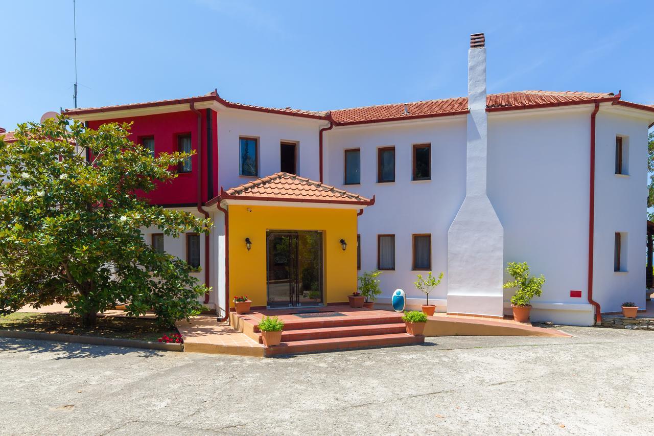 Отель Filosxenia Roxani Country House Марония Экстерьер фото