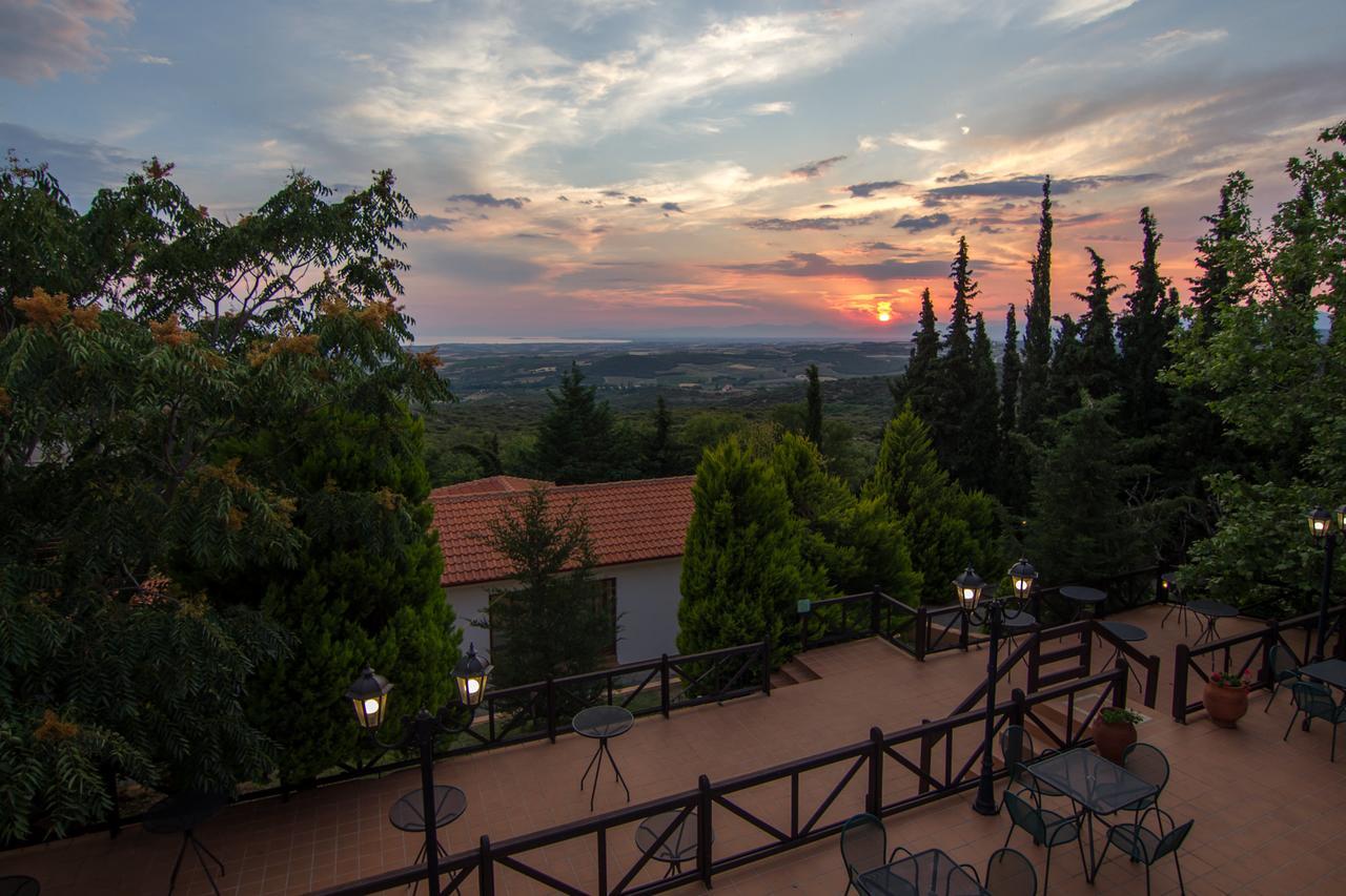 Отель Filosxenia Roxani Country House Марония Экстерьер фото